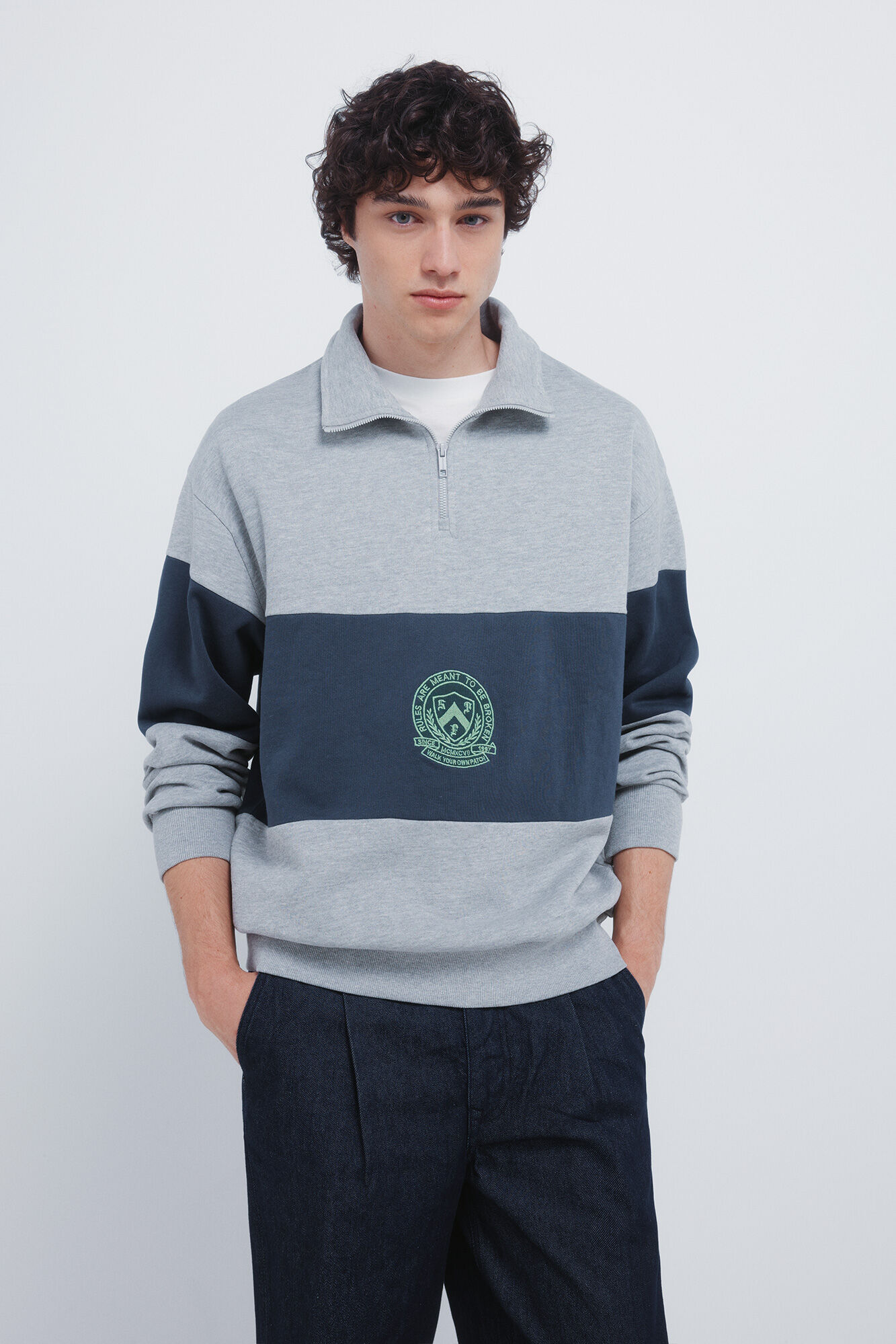 Springfield Sudadera cortes escudo