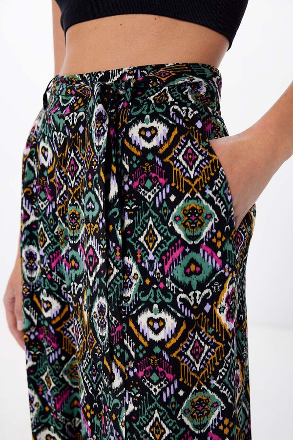 Springfield Calças culotte fluidas estampadas preto