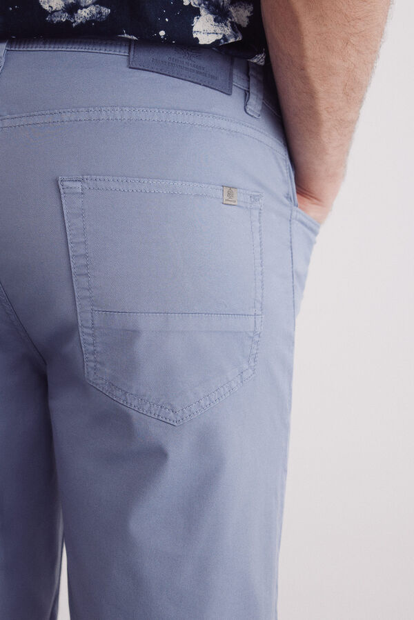 Springfield Bermuda color ligera lavada slim fit azul