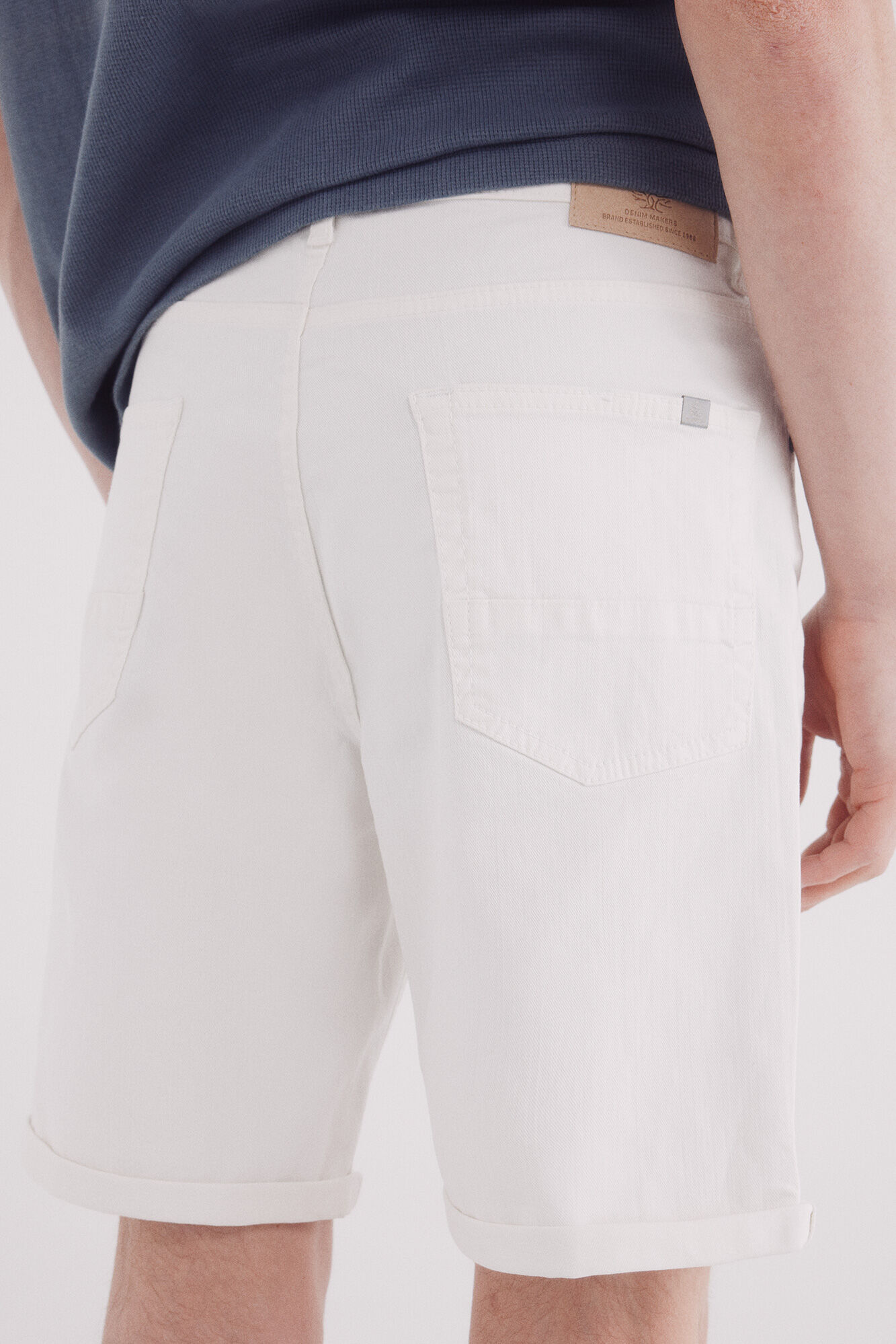 Springfield Bermuda color lavada slim fit