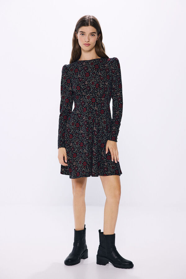 Springfield Vestido corto hombros frunces negro