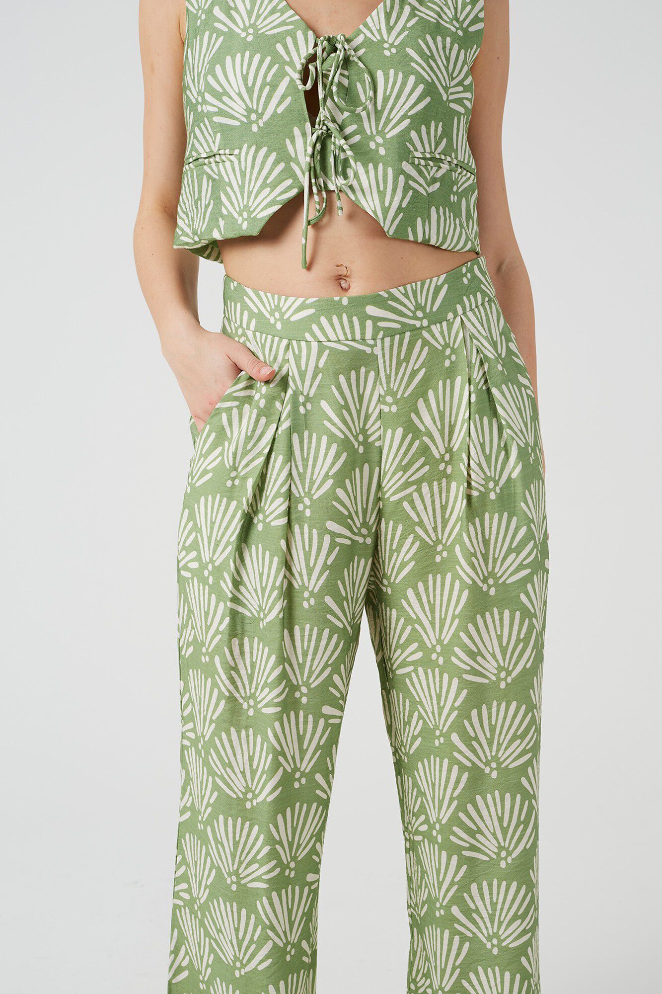 Brave Soul Colete estampado com gola em bico