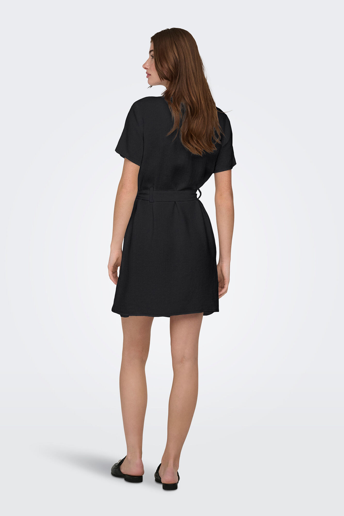 Only Vestido curto camiseiro de linho