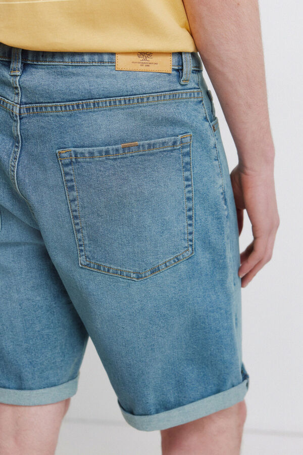 Springfield Bermuda vaquera b&aacute;sica sobretintada slim fit azul
