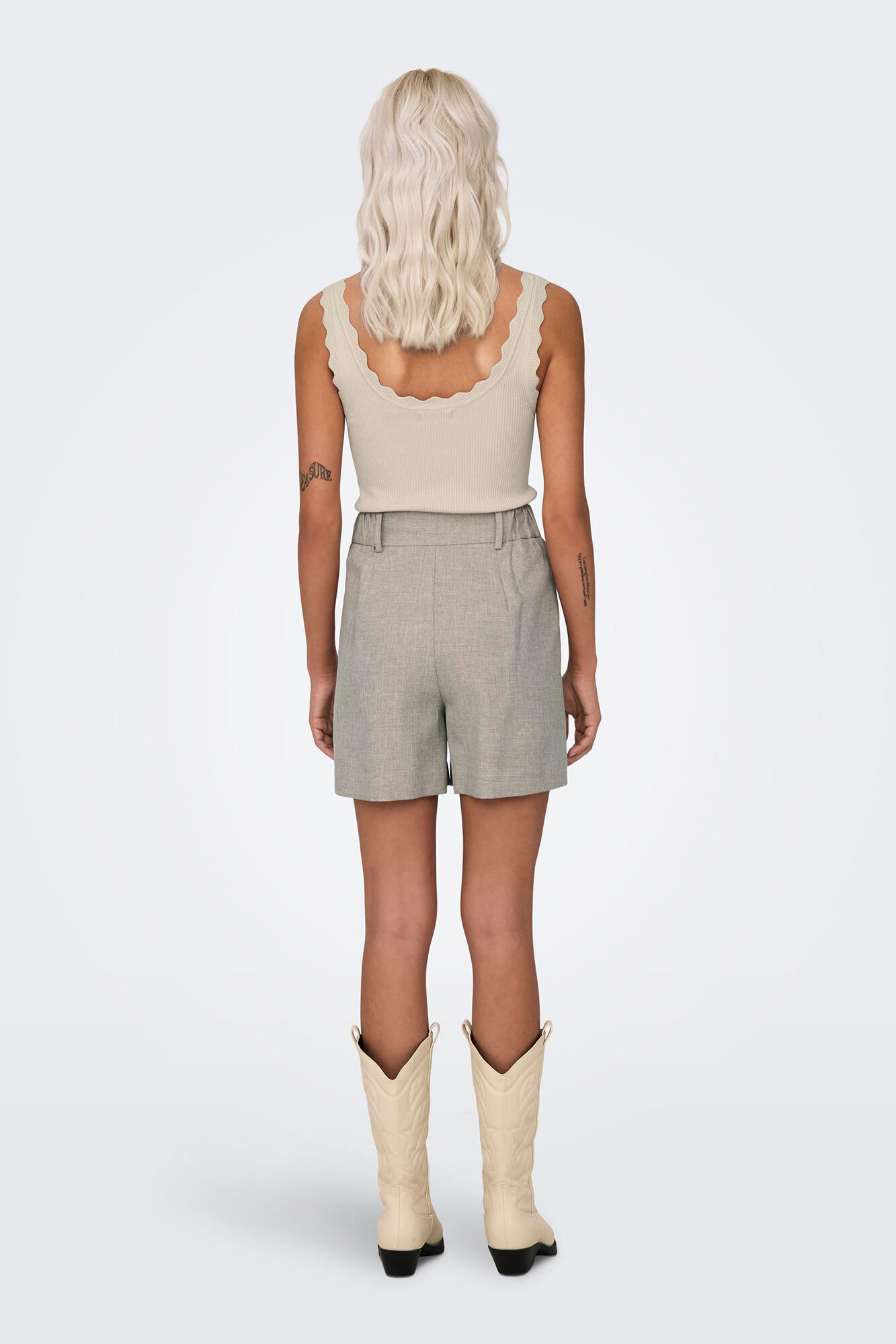 Only Cal&ccedil;as curtas pin&ccedil;as