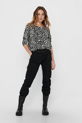 Only Camiseta de cuello barco y manga 4/5 negro