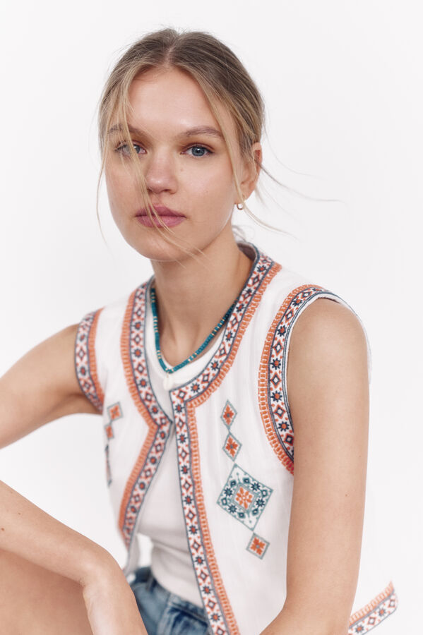 La Vecina Rubia Chaleco "CATALINA" bordados - La Vecina Rubia estampado