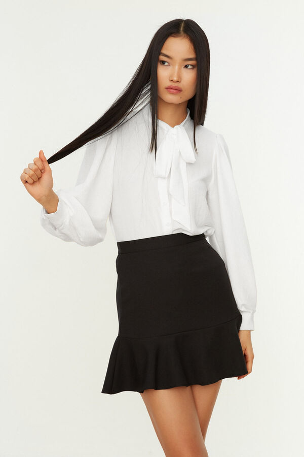 Trendyol Blusa de corte regular marfil
