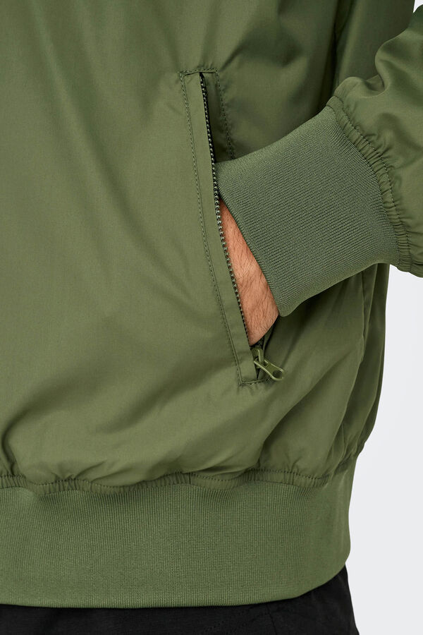 Only & Sons Herrenjacke im Bomberjacke. verde