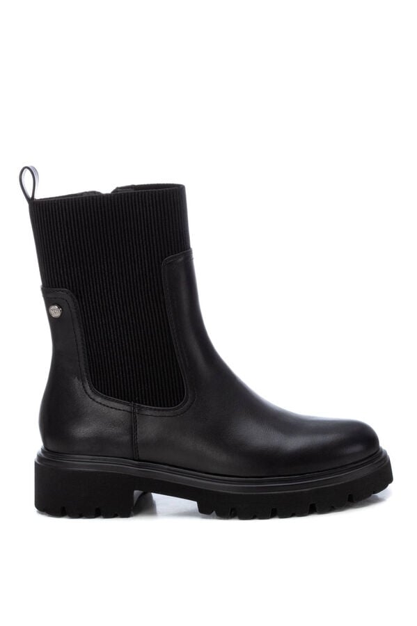 XTI Botin sintetico chelsea con cremallera negro