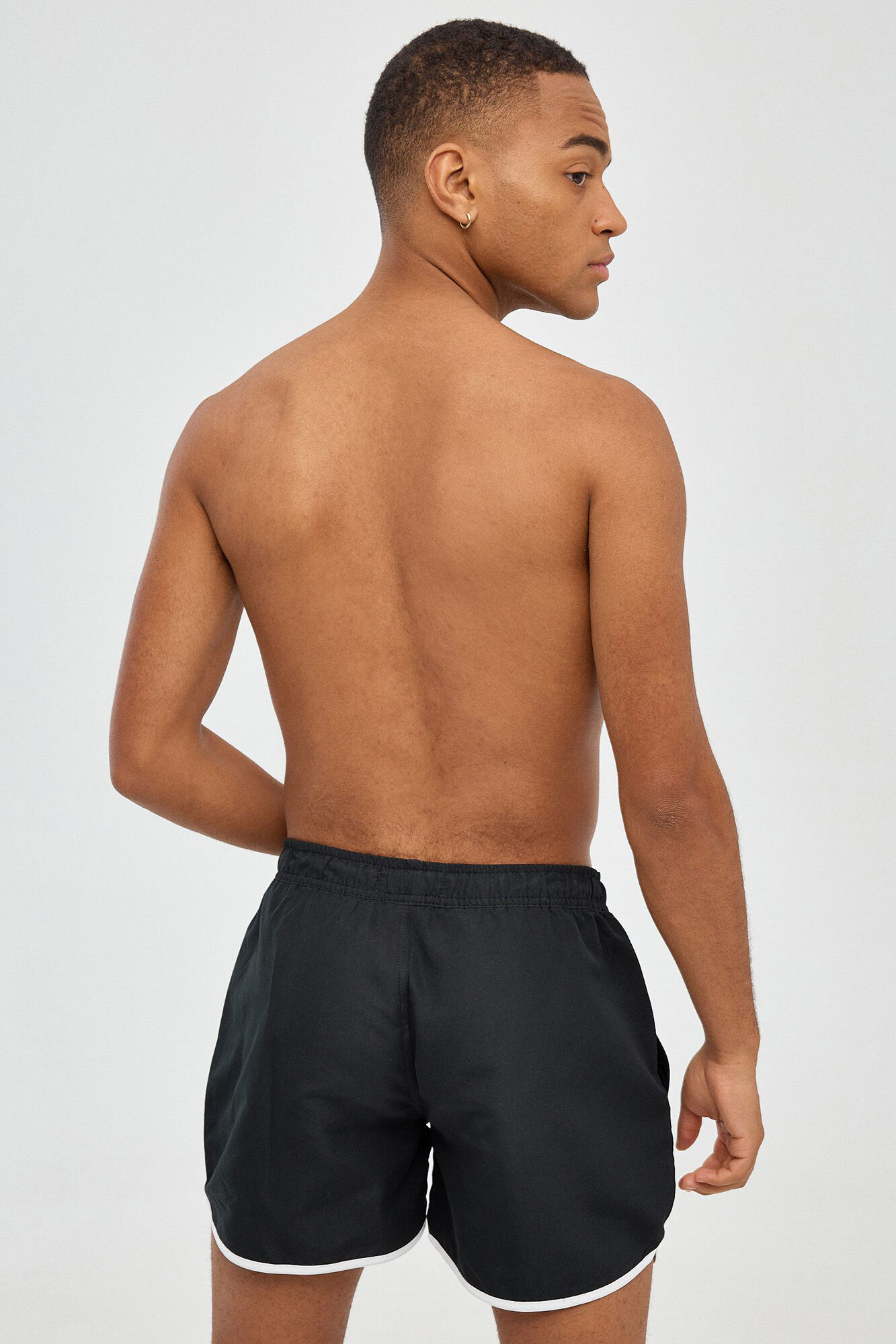 Inside Ba&ntilde;ador B&aacute;sico