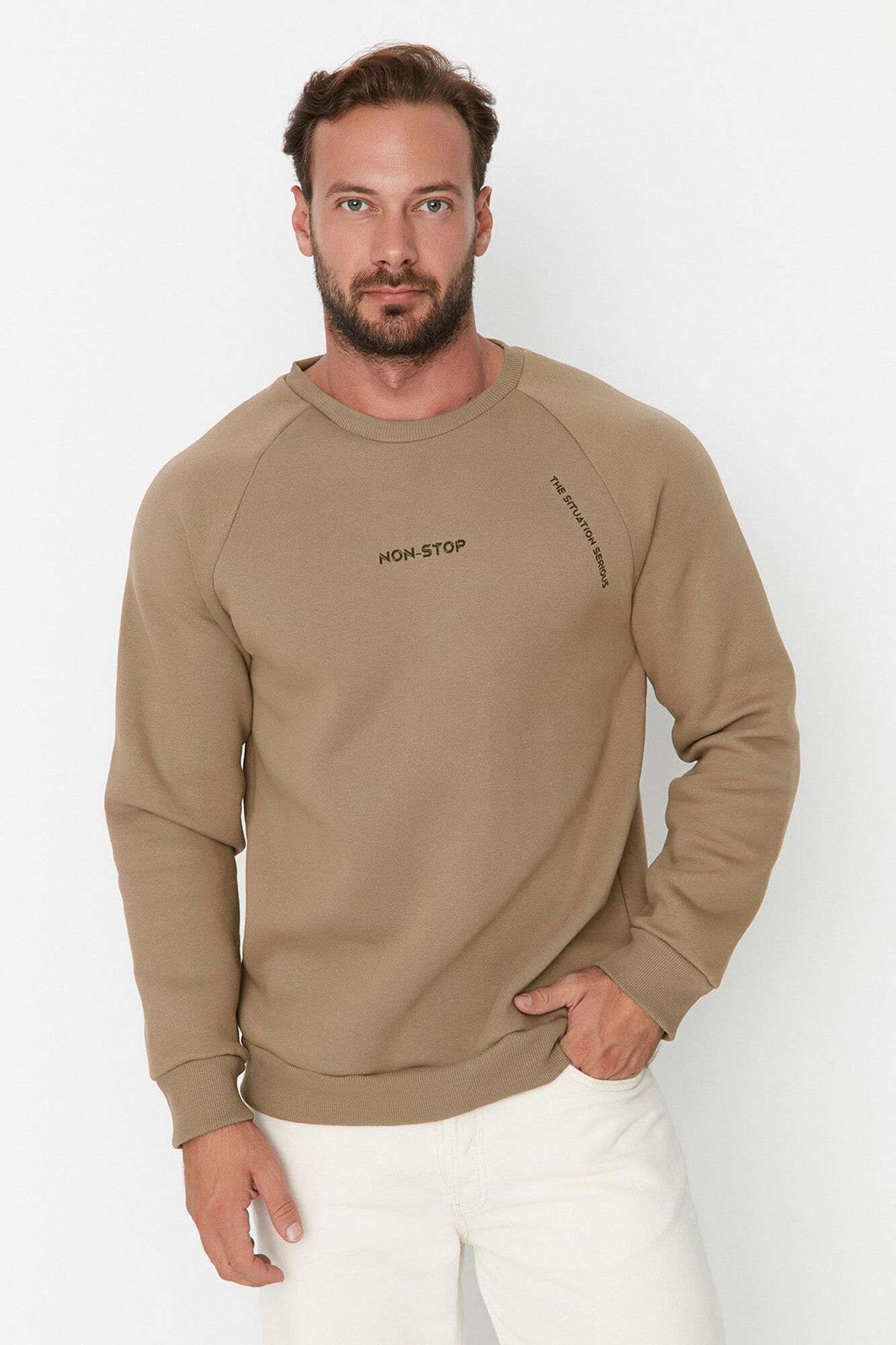 Trendyol Sweatshirt b&aacute;sica sem capuz