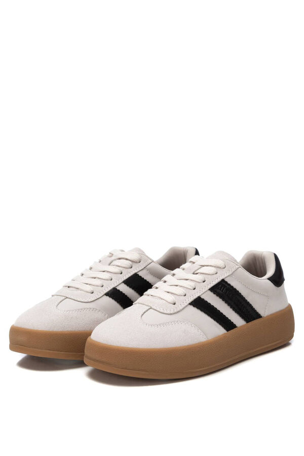 XTI Zapato Deportivo Ni&ntilde;o/A Textil Doble Piso Tipo Tenis marfil