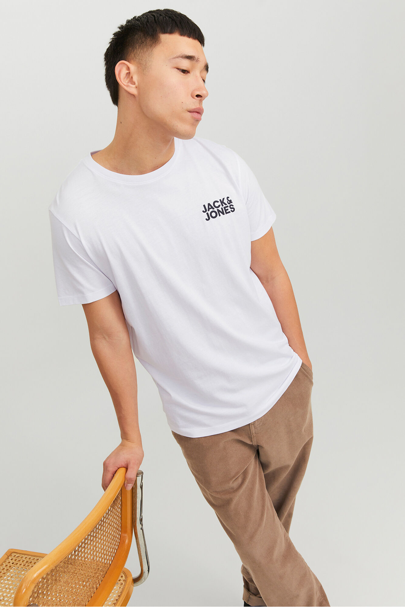 Jack & Jones T-shirt b&aacute;sica logo