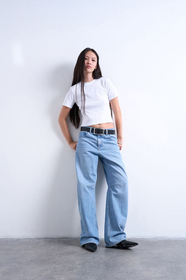 Topshop T-shirt b&aacute;sica cropped manga curta branco