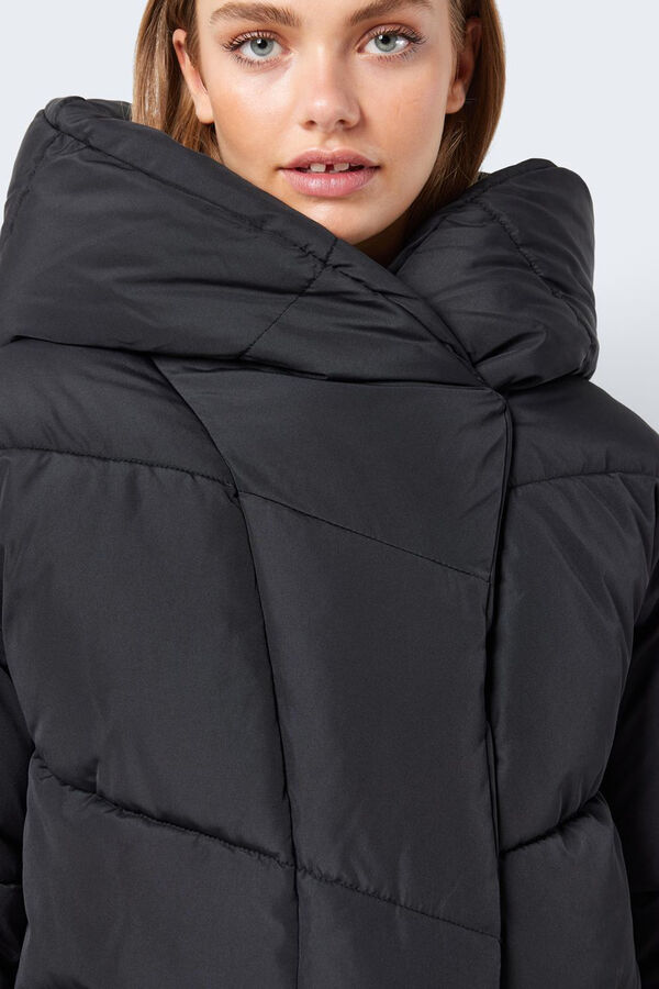Noisy May Abrigo largo acolchado negro