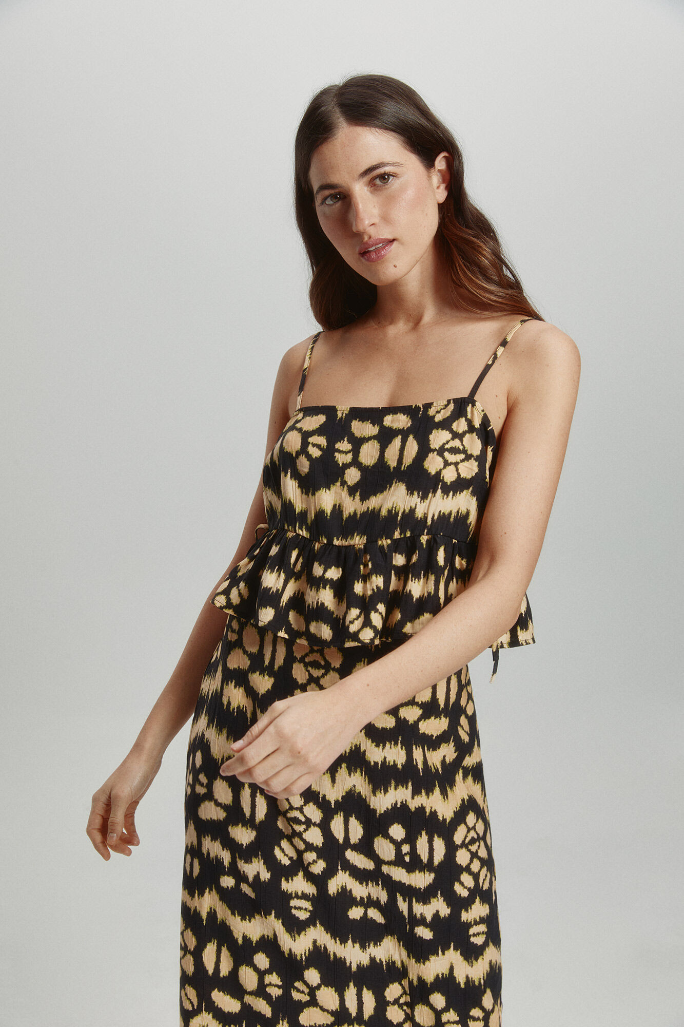 Only Blusa corta tirantes