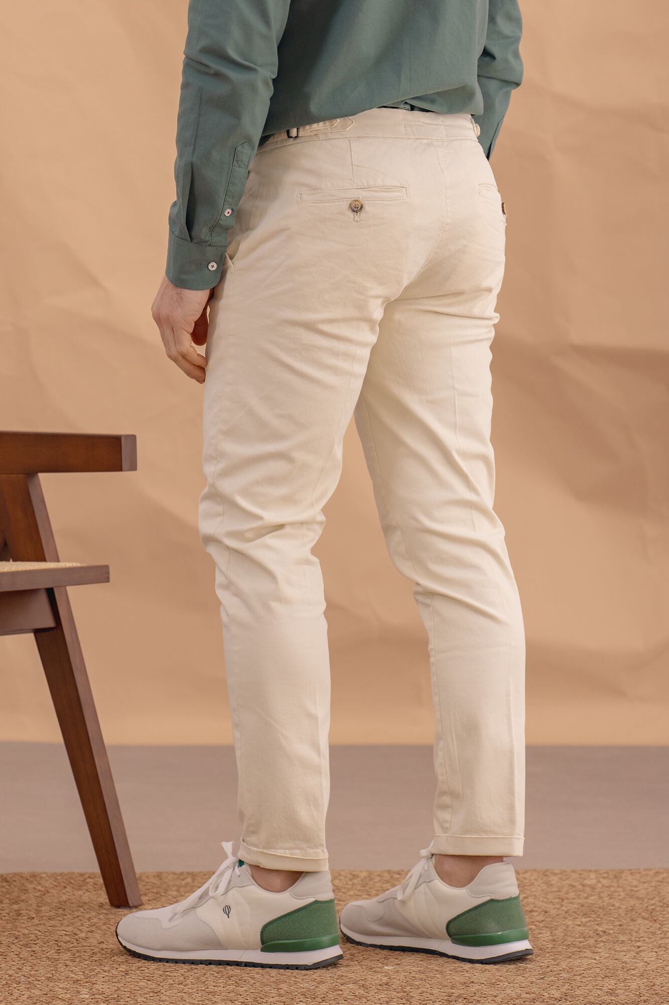 Celopman Chino Casual Slim Con Pinzas Azul