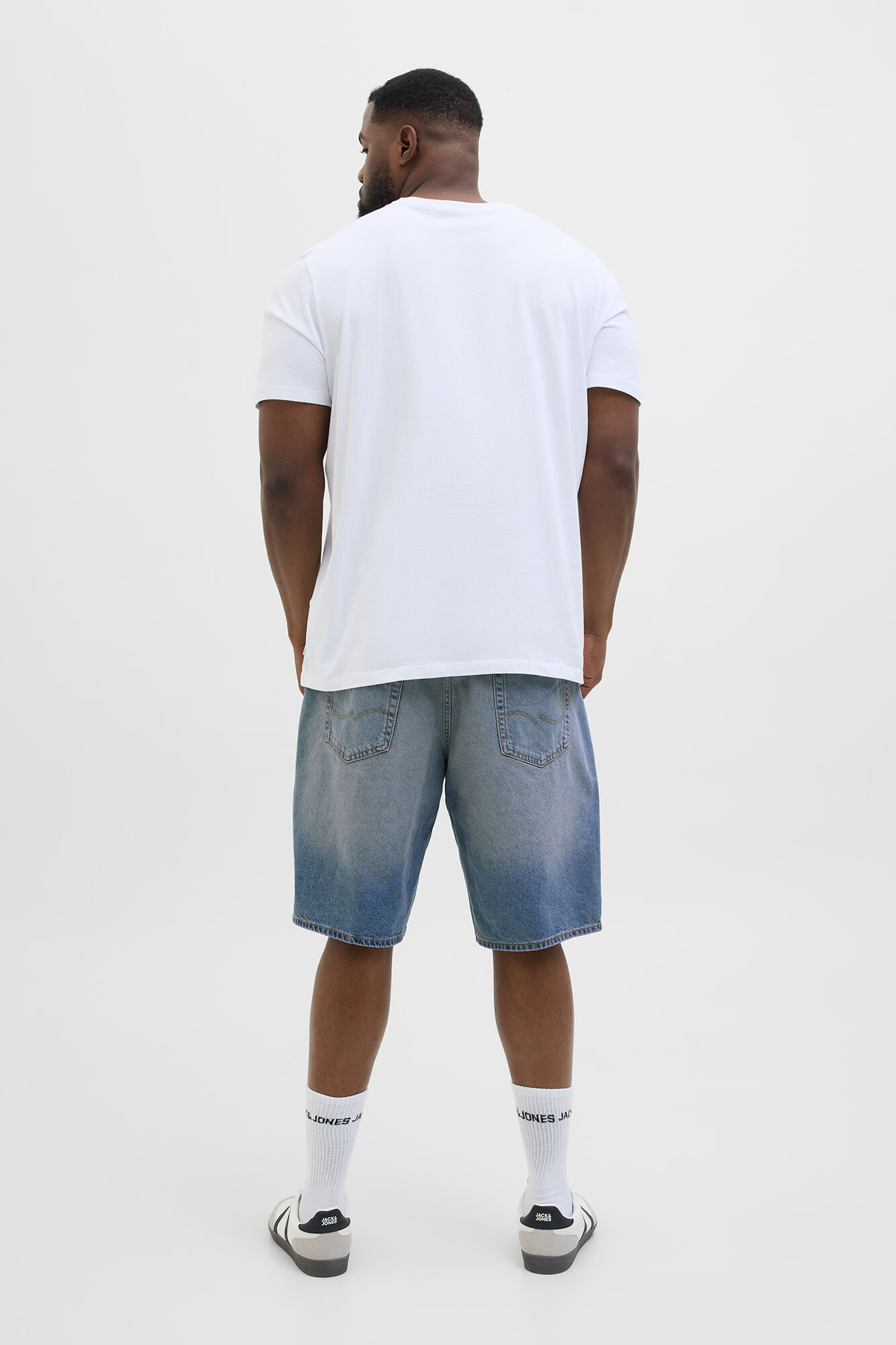 Jack & Jones PLUS Shorts denim PLUS com ajuste folgado