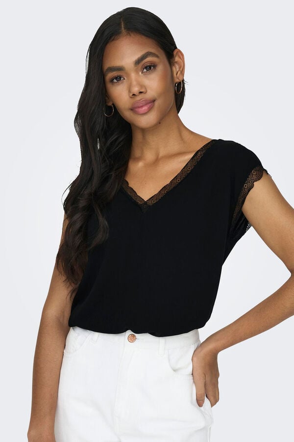 Only Blusa manga corta encaje negro
