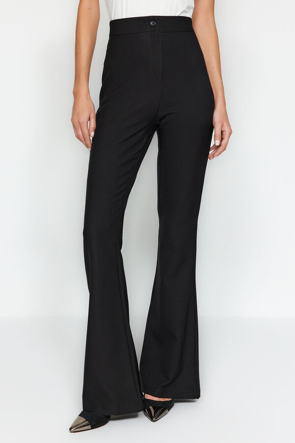 Trendyol Jeans flare negro