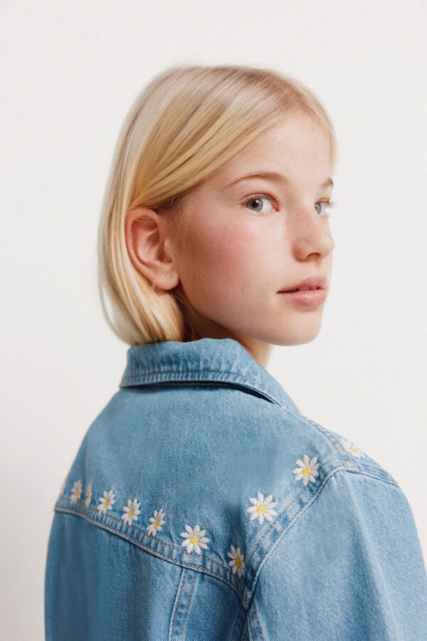 Springfield Kids Blus&atilde;o trucker de menina em denim com margaridas azul