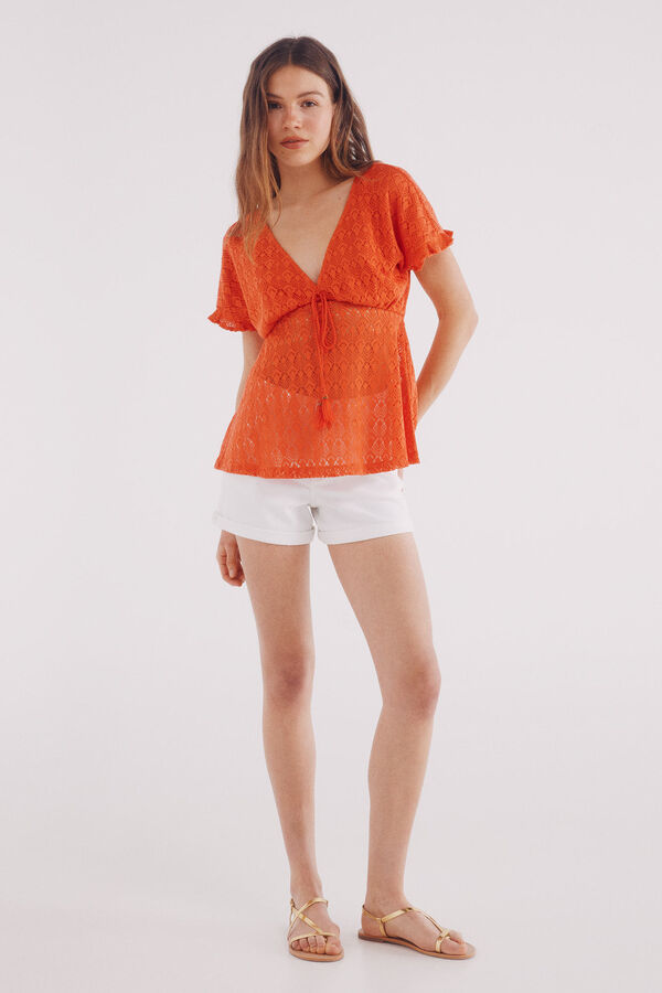Springfield Top crochet lazo borlas coral