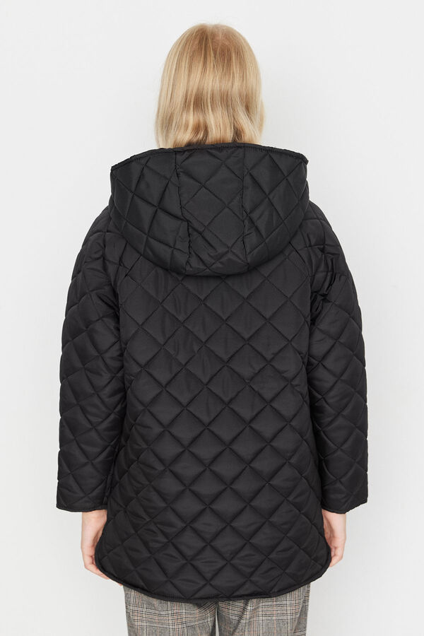 Trendyol Sobretudo acolchoado preto