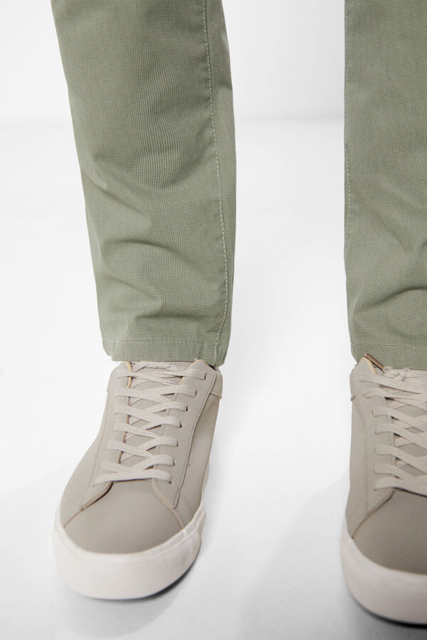 Springfield Chino micro estampado verde