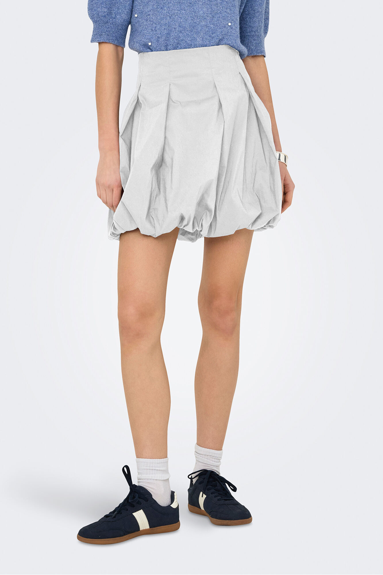 JDY Falda corta globo