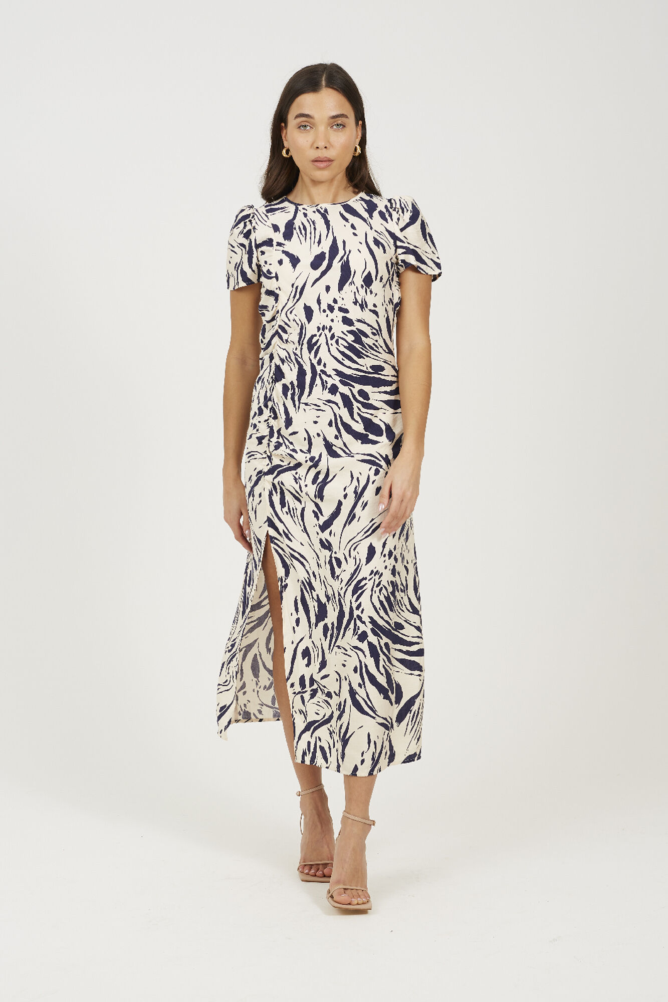 Brave Soul Vestido estampado de manga corta