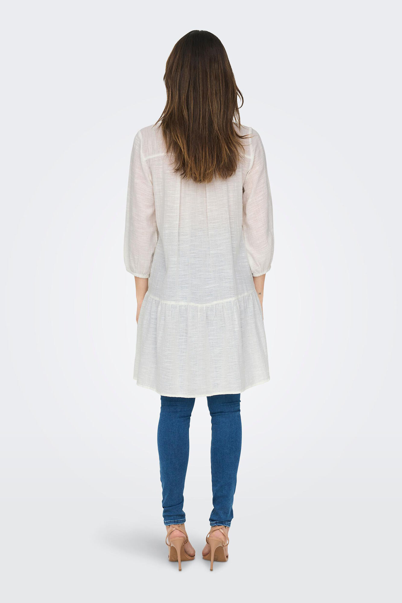 Only Vestido curto decote redondo