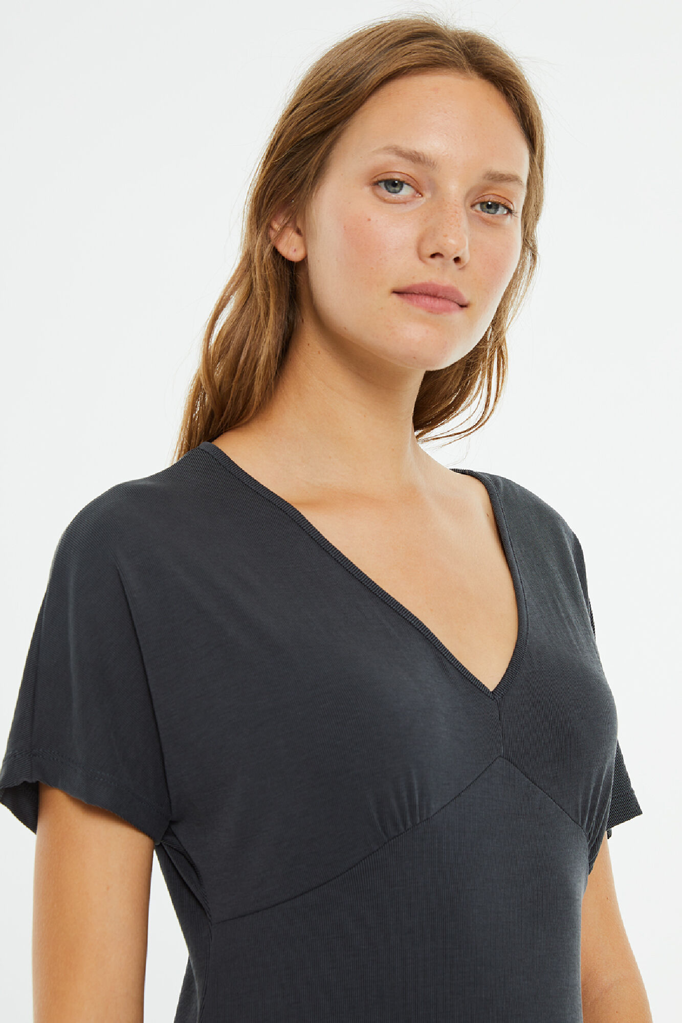 System Action Vestido midi manga corta con frunce en pecho