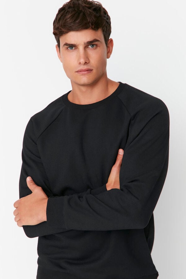 Trendyol Sweatshirt normal sem capuz  preto