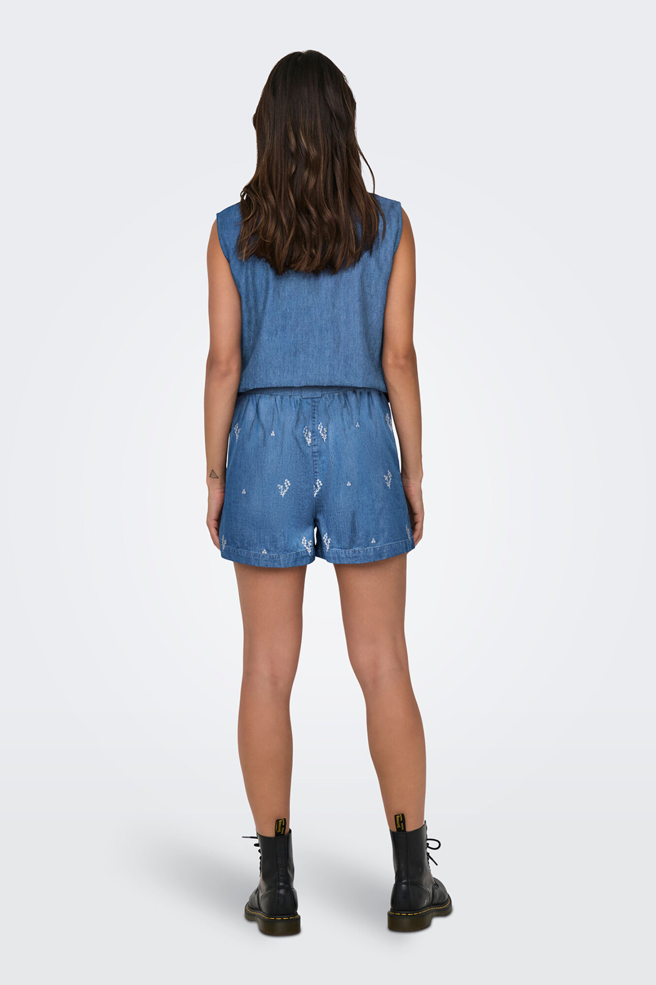 JDY Short vaquero fluido