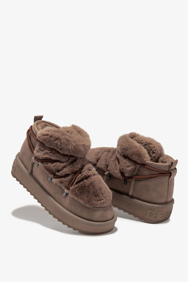 D. Franklin Botines Nordic bajos con forro de pelo interior tostado