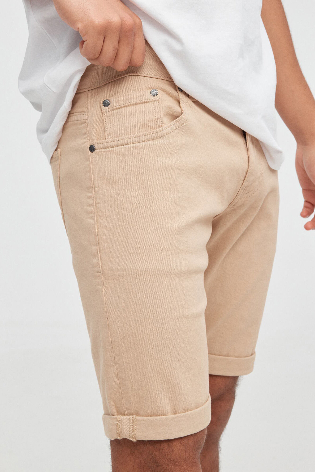 Inside Bermuda vaquera