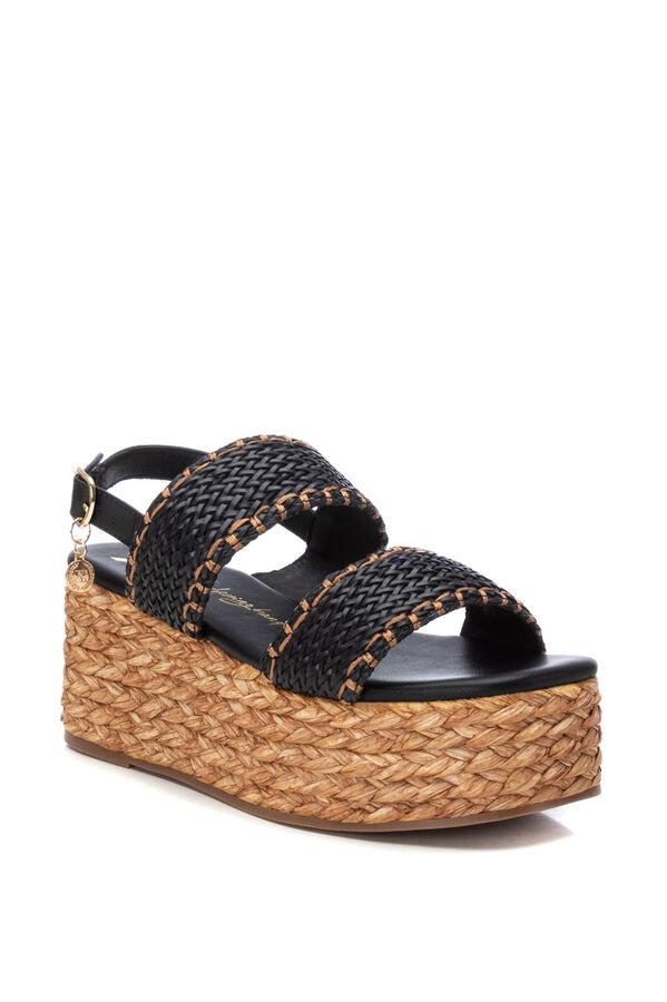 XTI Sand&aacute;lia feminina  preto