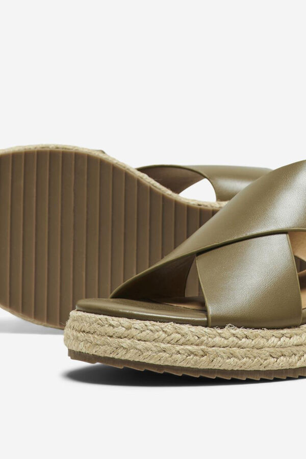 Only Sandalia cruzada tac&oacute;n alpargata kaki