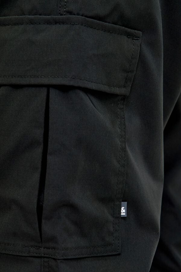 Jack & Jones Cal&ccedil;a cargo com bolsos laterais preto