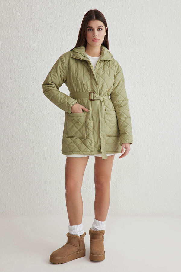 Trendyol Sobretudo acolchoado  verde