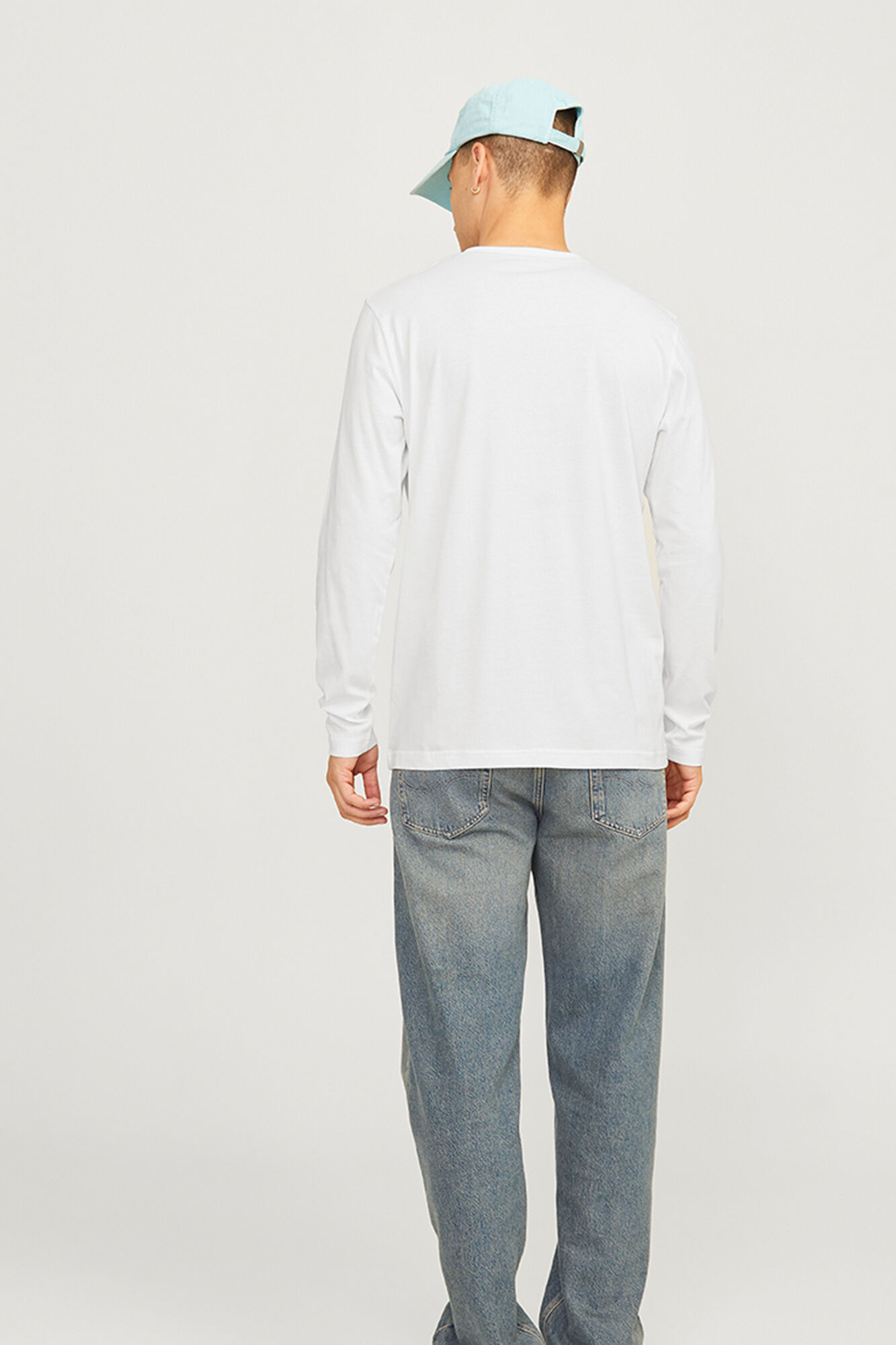 Jack & Jones Camiseta est&aacute;ndar fit manga larga