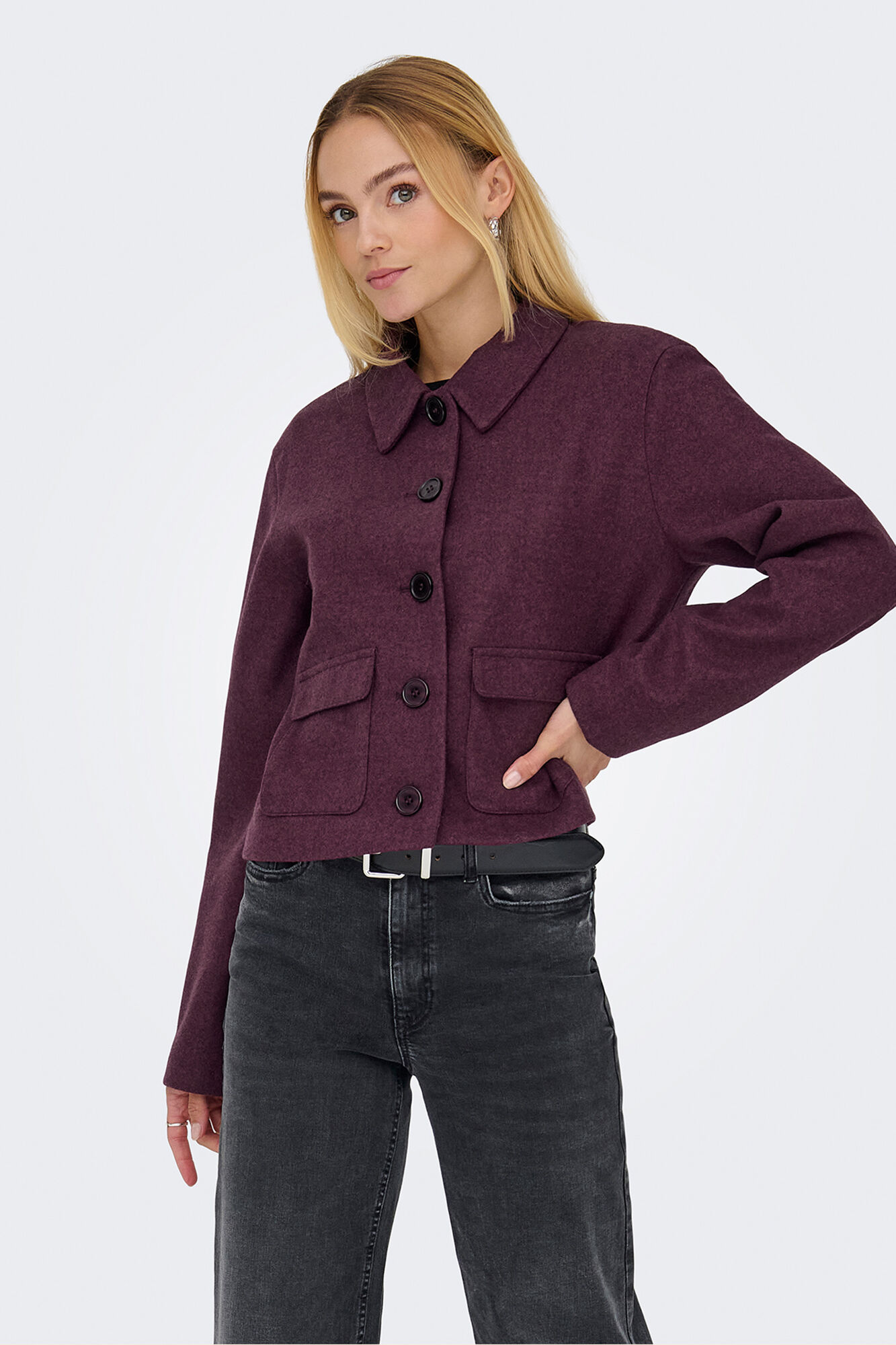 JDY Abrigo de pa&ntilde;o corto