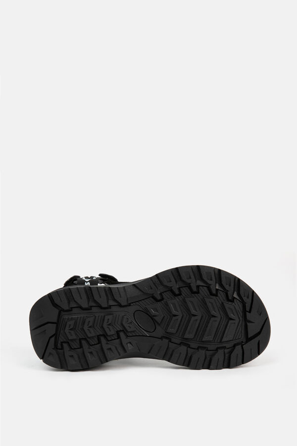 Izas Sand&aacute;lia de caminhada AOI preto