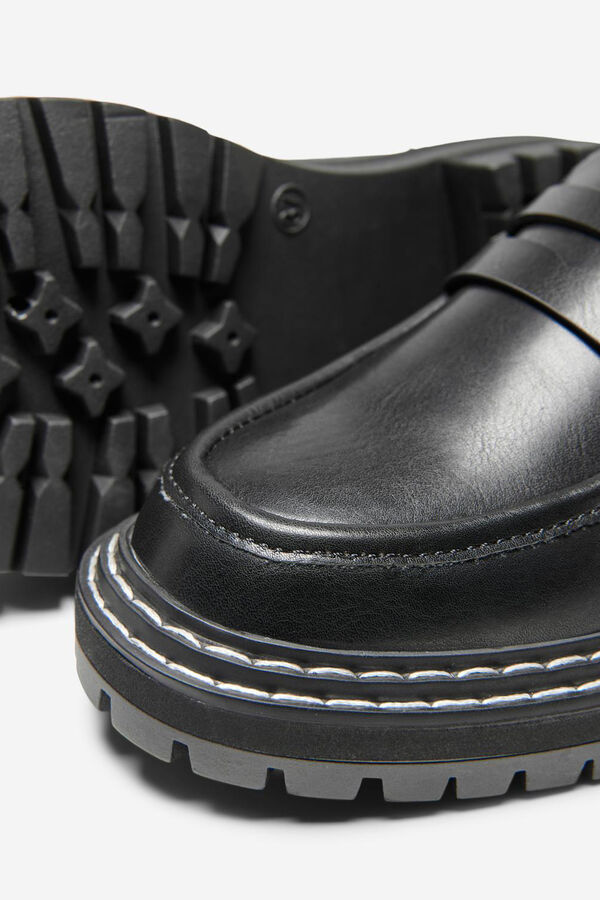 Only Mocassins com sola rasteira preto
