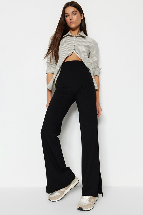 Trendyol Pantal&oacute;n flare negro