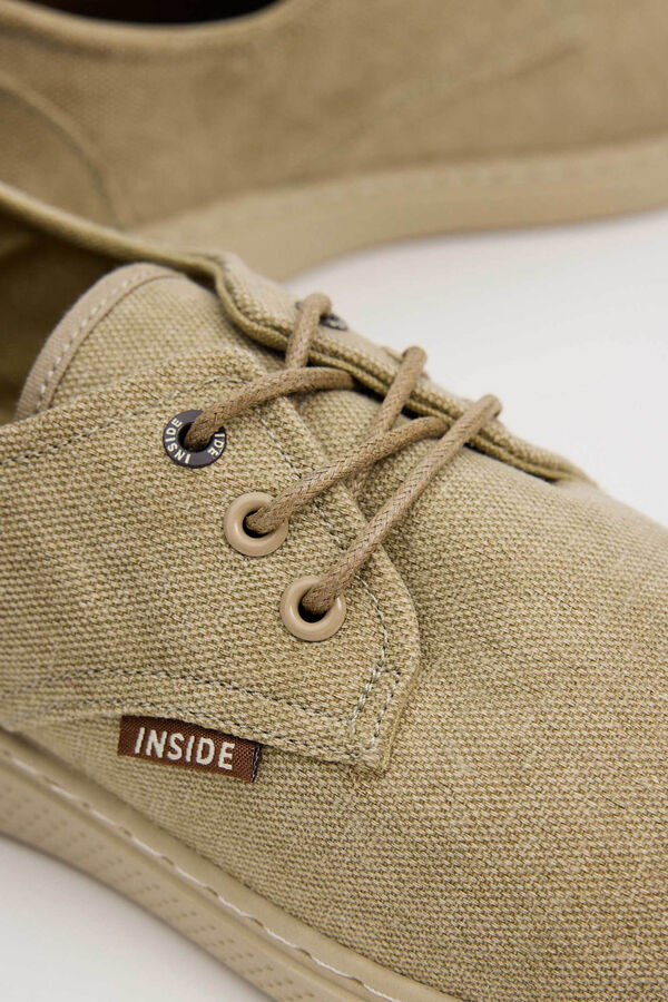Inside T&ecirc;nis esportivos combinados de lona lavada castanho