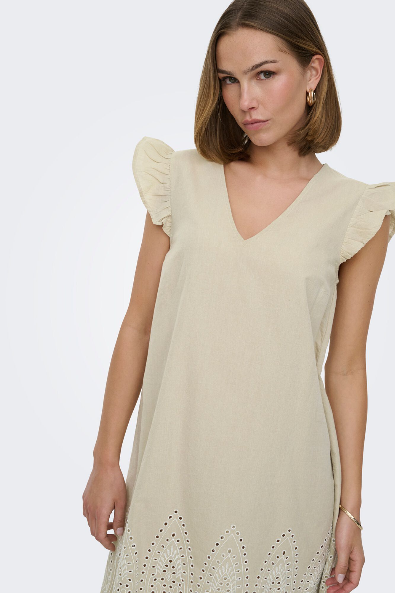 Only Vestido corto detalle bordado