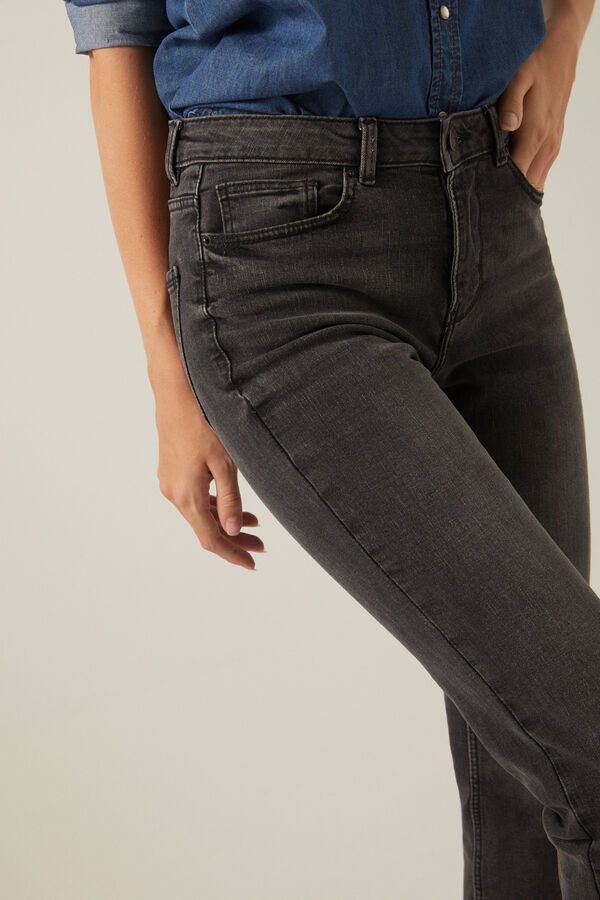 Springfield Jeans kick flare lavado sostenible negro