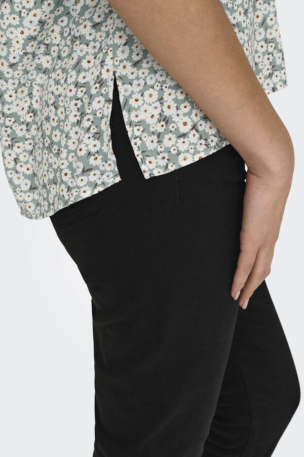 Only Top escote V turquesa